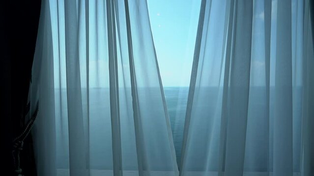 open curtain automaticly and sea view window in cruise | Singapore Cruise