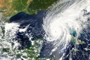 Hurricane Ian heading towards the coast of Florida in September 2022 - Elements of this image...