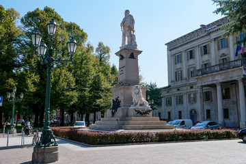 Fototapeta premium Statua nel centro di Bergamo