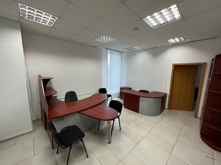 Fototapeta premium interior of a office with wood tables
