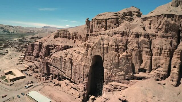 Bamyan (Bamiyan) in Central Afghanistan. A view over the Bamyan (Bamiyan) Valley showing the small Buddha niche in the cliff. The Buddhas were destroyed by the Taliban.