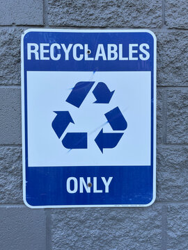 recyclables sign