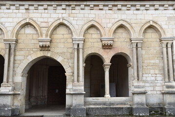 Fototapeta na wymiar Façade de l'abbaye de Pontigny en Bourgogne. France