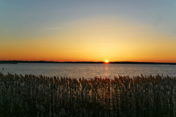 Zachód słońca nad Jeziorem Wytyckim.