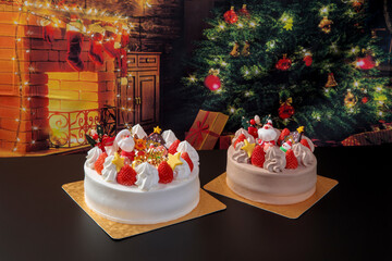 クリスマスの夜に輝くクリスマスケーキ