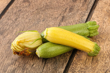Raw baby organic zucchini heap