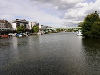 Pont métallique de la Motte Rouge sur l'Erdre à Nantes en Loire Atlantique france