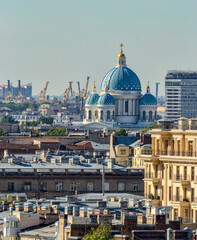 Obraz premium View of the city from the bell tower of the Cathedral of the Vladimir Icon of the Mother of God in St. Petersburg.
