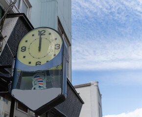 町中のレトロな時計
