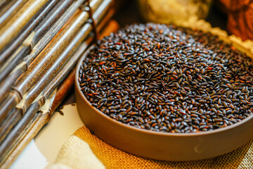 Studio shooting rice and black rice