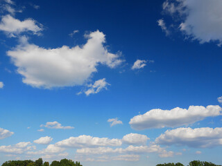 日本、神奈川県、秋、青空と青空と雄大な雲