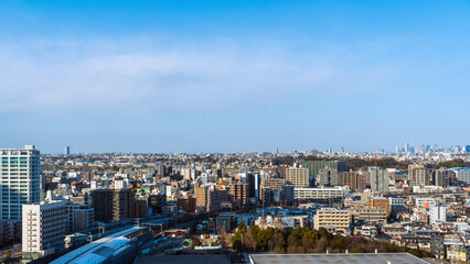 Fototapeta premium Panoramic view of Tokyo and Kawasaki area city view at daytime. 