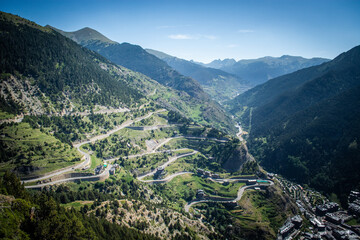 Fototapeta na wymiar road in the alps in the mountains
