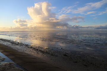 Wolken up Wattenmeer