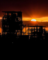 AMANECIDA EN PLANTA INDUSTRIAL © SANTIAGO