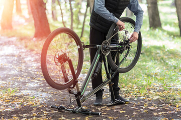 Fototapeta premium Bicycle chain repair. Close up.