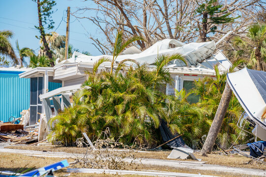Mobile homes destroyed by Hurricane Ian Fort Myers FL