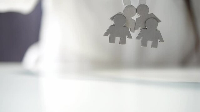 Business Lead And Customer Generation Magnet Pulling