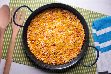 Paella bacon and leeks. Traditional Spanish paella tapa recipe.