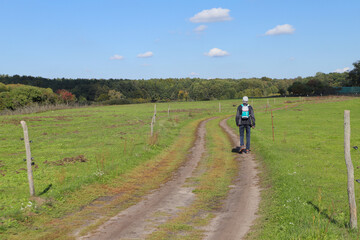 Obraz premium Hiking along the hiking trail 