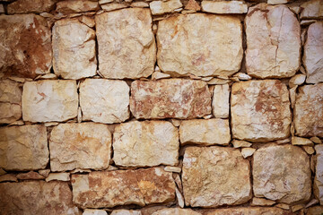 wall made of mix of stones