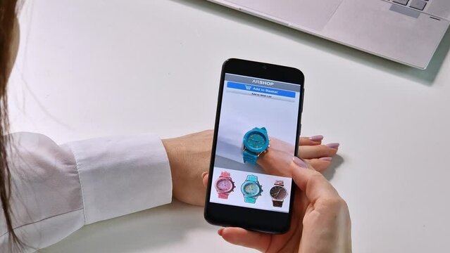 Try Virtual Fashion Watch Or Wristwatch On Hand