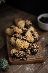 Spritz biscuits sablés ambiance de Noël au chocolat et noisette 