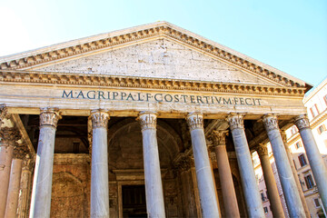 Naklejka premium Pantheon and fountain in Rome