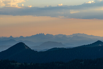 Cascade Mountain Range