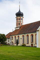 Fototapeta na wymiar St. Kolumban Kirche in Schwenningen, Landkreis Sigmaringen