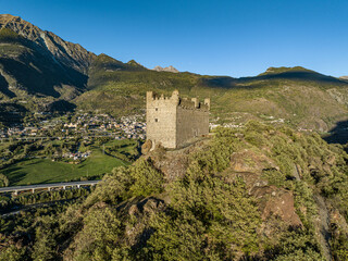 castello di ussel, Valle D'Aosta, tramonto