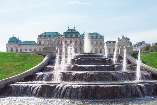Water cascade fountain in Vienna in Belvedere . Kaskadenbrunnen Belvedere Garten