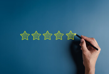 Hand writing five stars for customer feedback and evaluation in experience service and product. Excellent rating. User give rating, good business network score. - obrazy, fototapety, plakaty