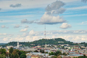Obraz premium Roofs and domes of downtown of ancient city Lviv, Ukraine. Panoramic image.