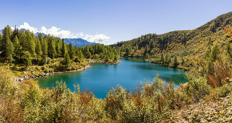 Lago Vacarsa, Trentino, Italia