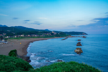 新潟県柏崎市　御野立公園 展望台から見える早朝の海岸