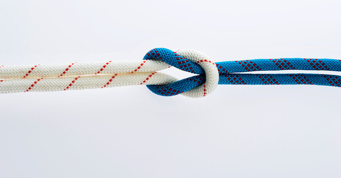 Tied rope together a knot