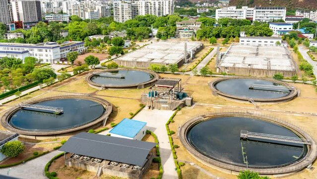 Time-lapse video of the sedimentation tank in the city sewage treatment plant in action