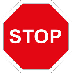 Panneau routier d'arrêt à l'intersection