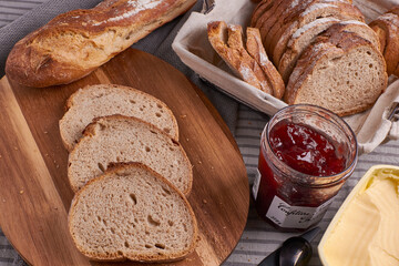 pain au petit déjeuner
