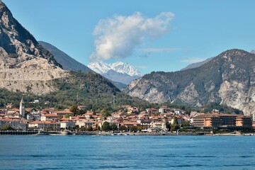Fototapeta na wymiar Lago Maggiore