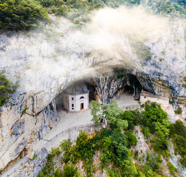 Genga Bilder Durchsuchen 823 Archivfotos, und Videos