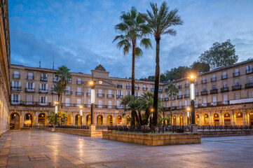 The so called Plaza Nueva Bilbao, a square in old town in classicism style lined with cafes and restaurants - 535310964