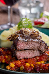 steak with mashed potatoes