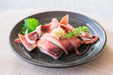 生食用煮いかの刺身