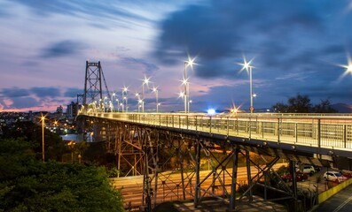 luzes  dos ponstes na ponte Hercílio Luz em Florianopolis Santa Catarina Brasil