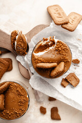 cold cheesecake biscuit lotus mascarpone dessert sweet layers cake in glass