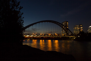 city harbour bridge at night