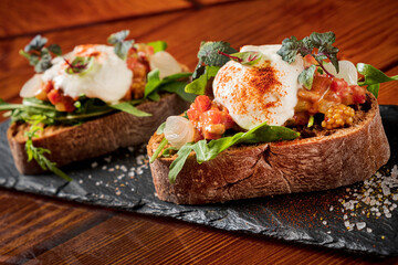 sandwich with salmon and sauce