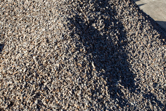 Gray Construction Gravel Pile During Daylight
